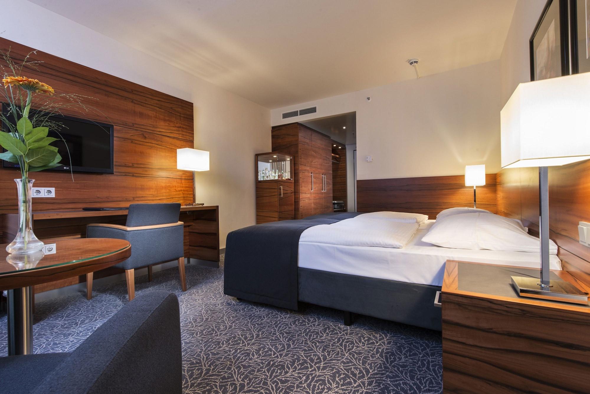 Maritim Hotel Muenchen Luaran gambar